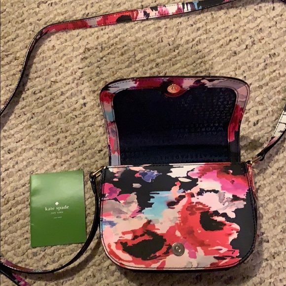 Kate Spade Crossbody - Picture 4 of 5